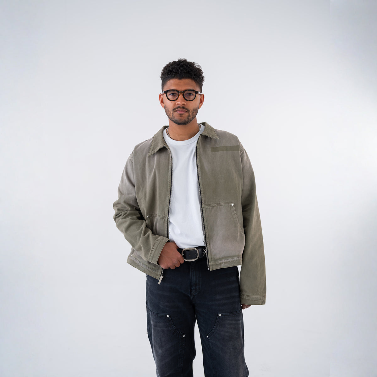 Jimbo Jacket - Army - on model - 199
